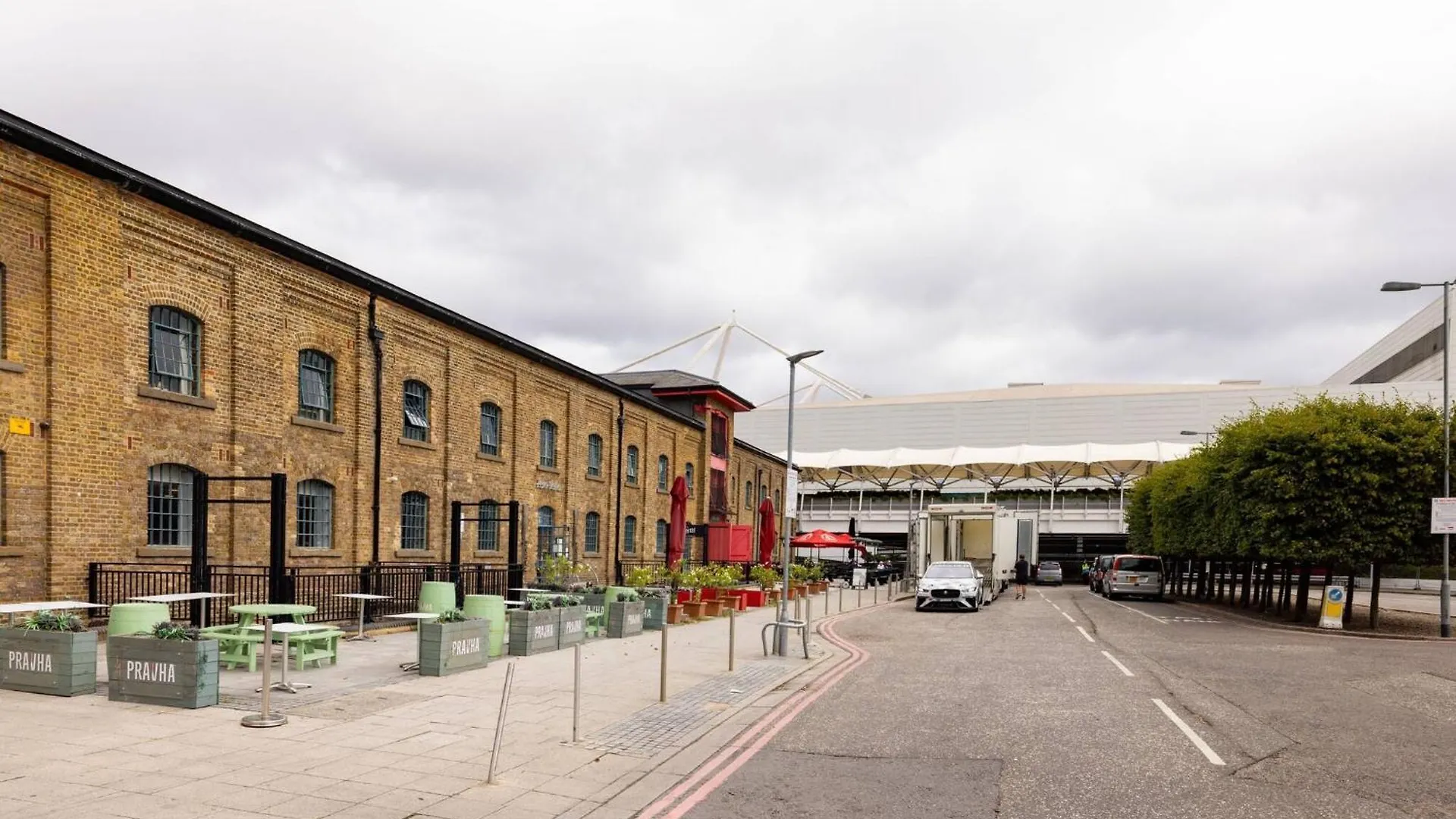 Wild Roses Serviced Apartments - Excel Warehouse 2 London 0*,  United Kingdom